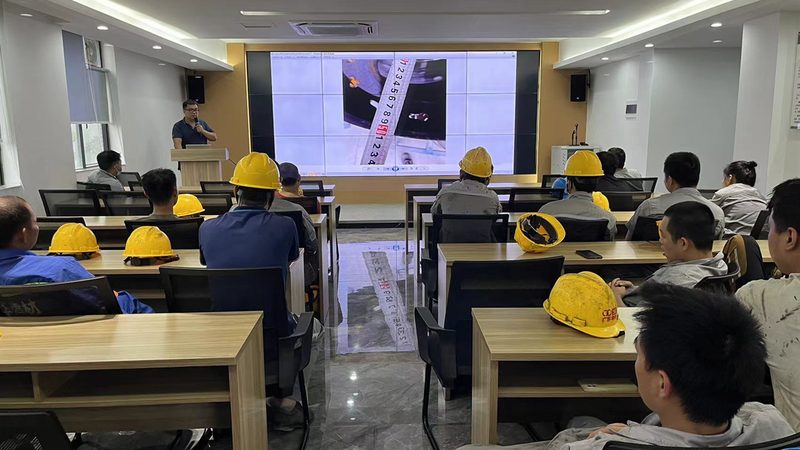 叉车安全操作规程与标准：保障作业安全的基石